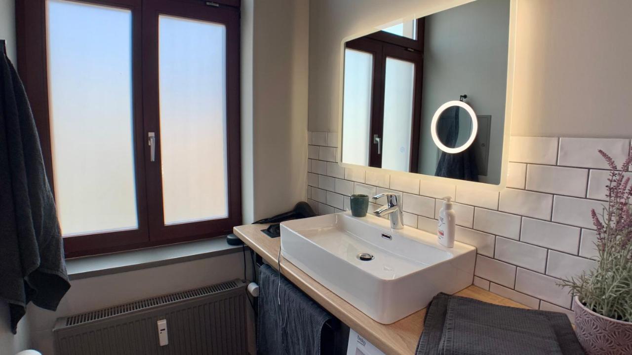 Appartamento Cosy And Modern In Vibrant West Lipsia Esterno foto